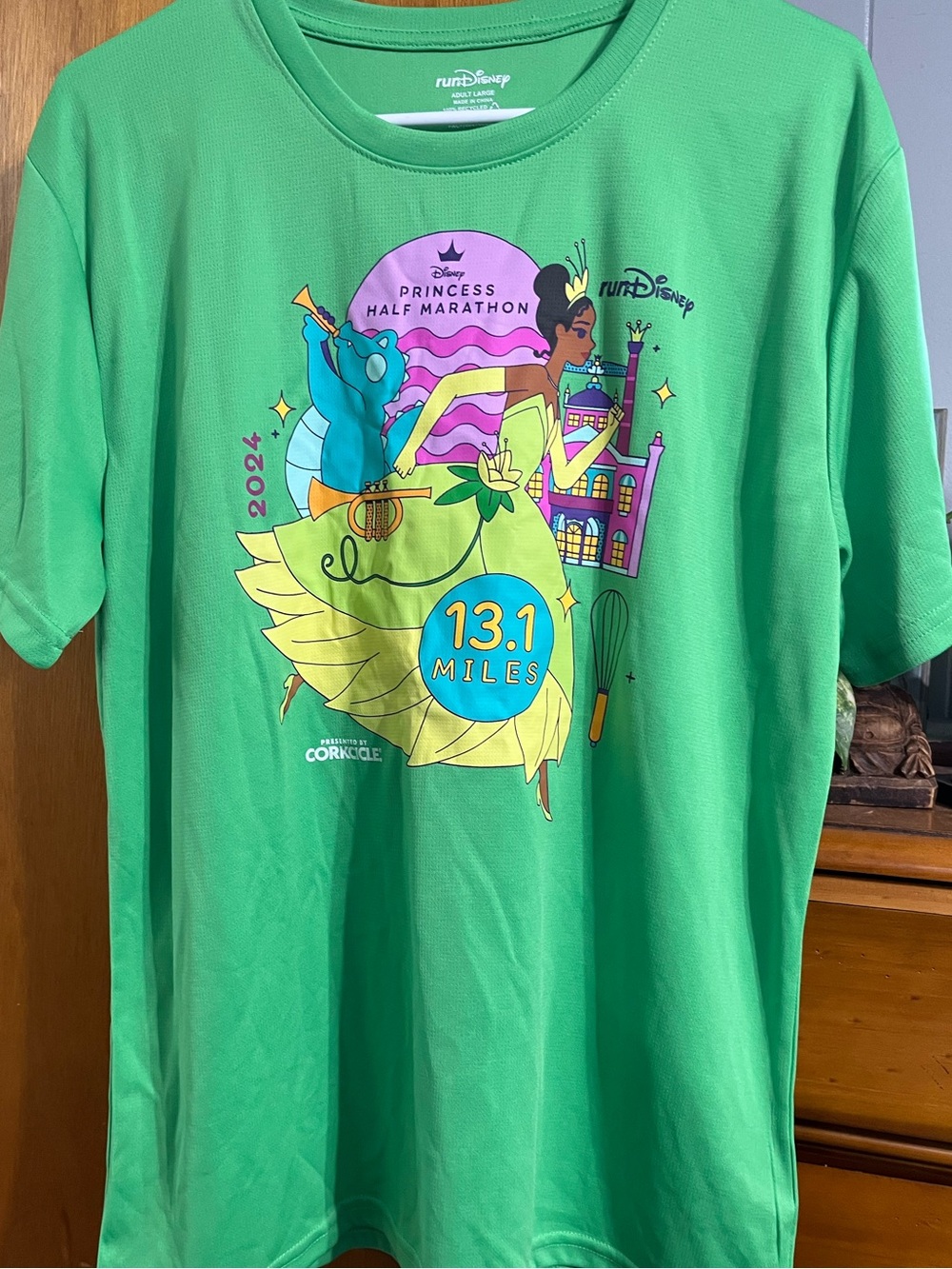 2024 runDisney Princess Half Marathon Tianna Green Adult Size Large Athletic Tee - Picture 3 of 7